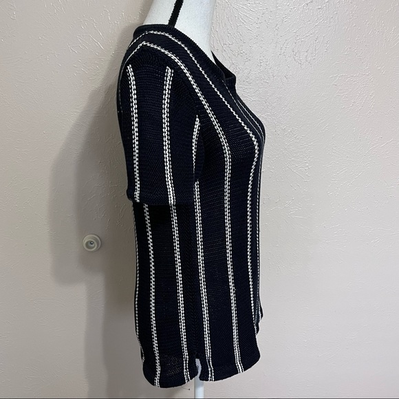 Theory Emmeris Ibisco Navy Striped Knit Short Sleeve Blouse Womens Size Small - Picture 2 of 9
